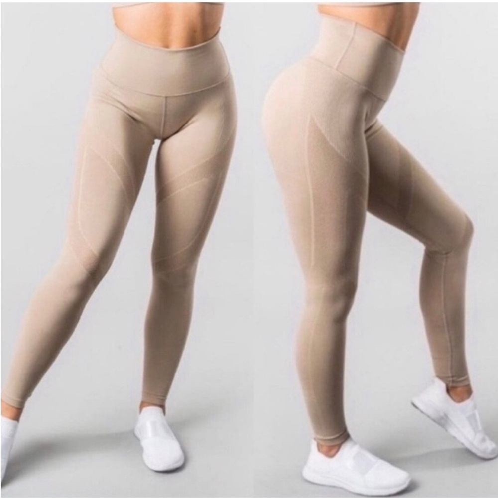 NWOT Alphalete Aero Seamless High Waisted Taupe Leggings compression workout gym